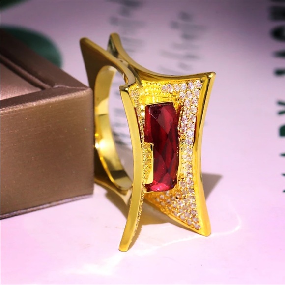 ๐HP๐ Geometrical Gold Plated Ring ๐ - Picture 6 of 7